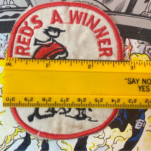 Vintage Snoopy Woodstock Reds a Winner Cheesecloth Backed Patch - Picture 6 of 10